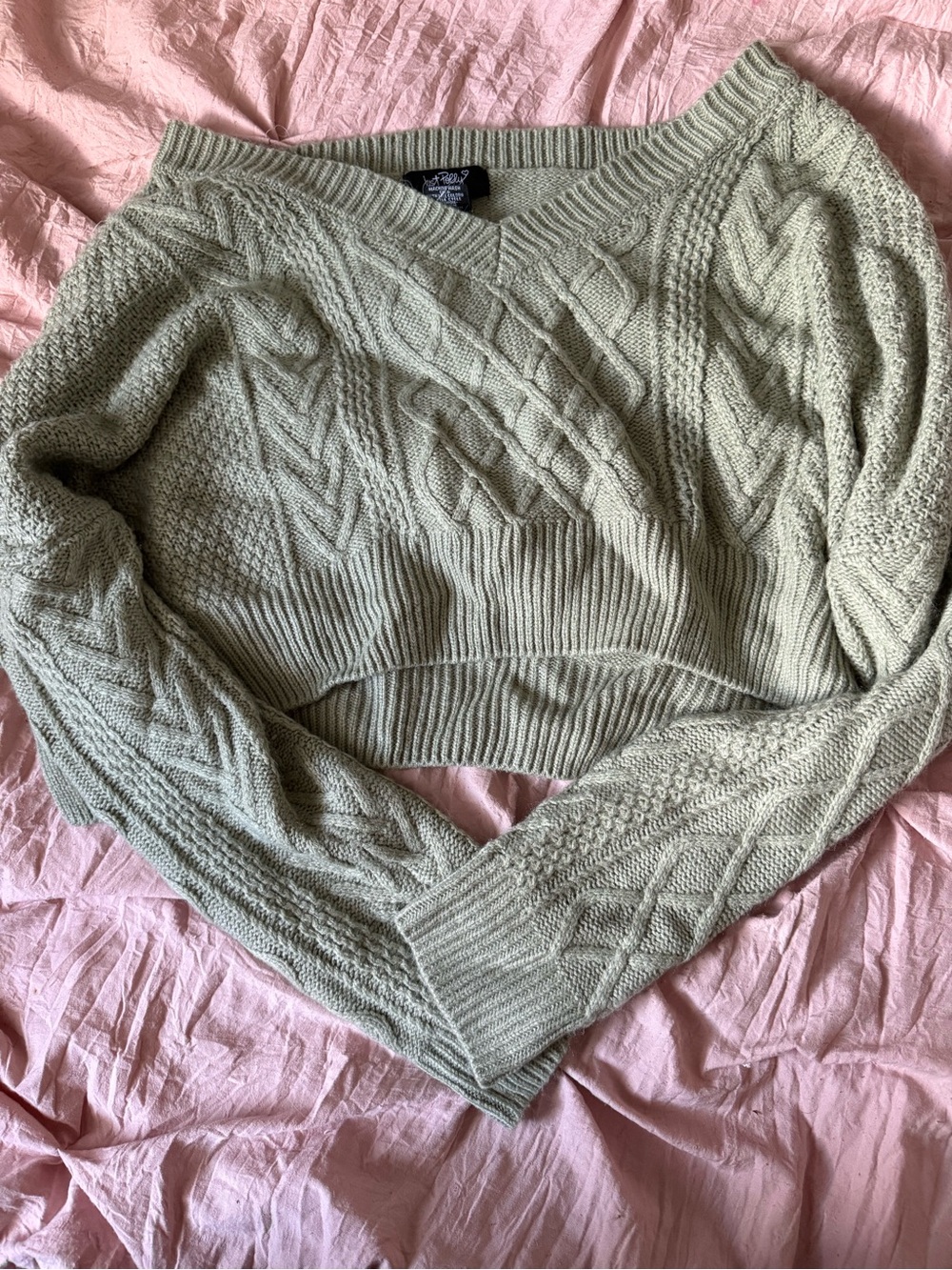 Cropped Cable V-Neck Sweater in Sage Green - Women's V-Neck
